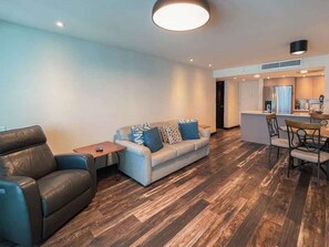 Fernseher, Arbeitsbereiche