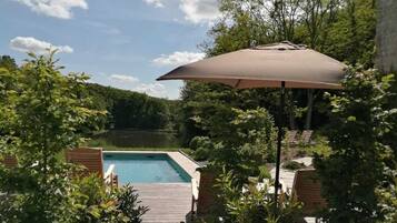 Piscine extérieure, piscine chauffée