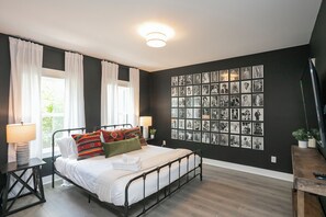 10 Schlafzimmer, Betten mit Memory-Foam-Matratzen, Bügeleisen/Bügelbrett