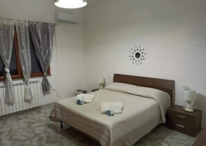 3 bedrooms, iron/ironing board, travel cot, free WiFi