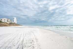Beach nearby - Pet Friendly! 🐶 Great Location! (Santa Rosa Beach)