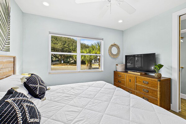 2 bedrooms, WiFi, bed sheets