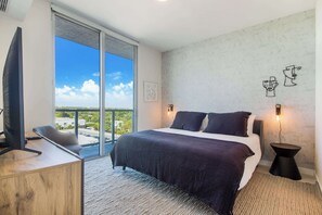 1 habitación, tabla de planchar con plancha, cuna de viaje y wifi 