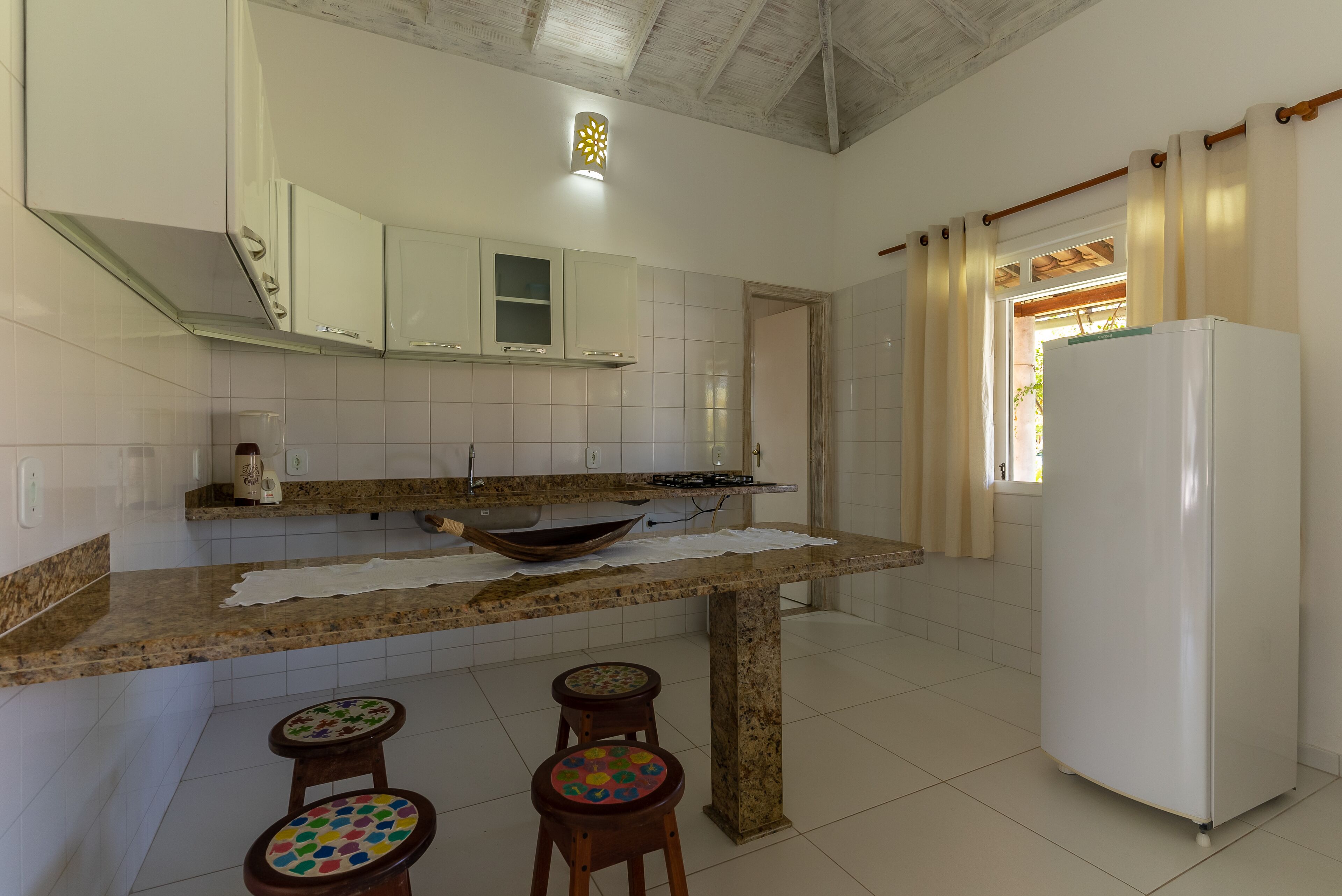 雪櫃、爐具、攪拌機、廚房用具/餐具/器皿