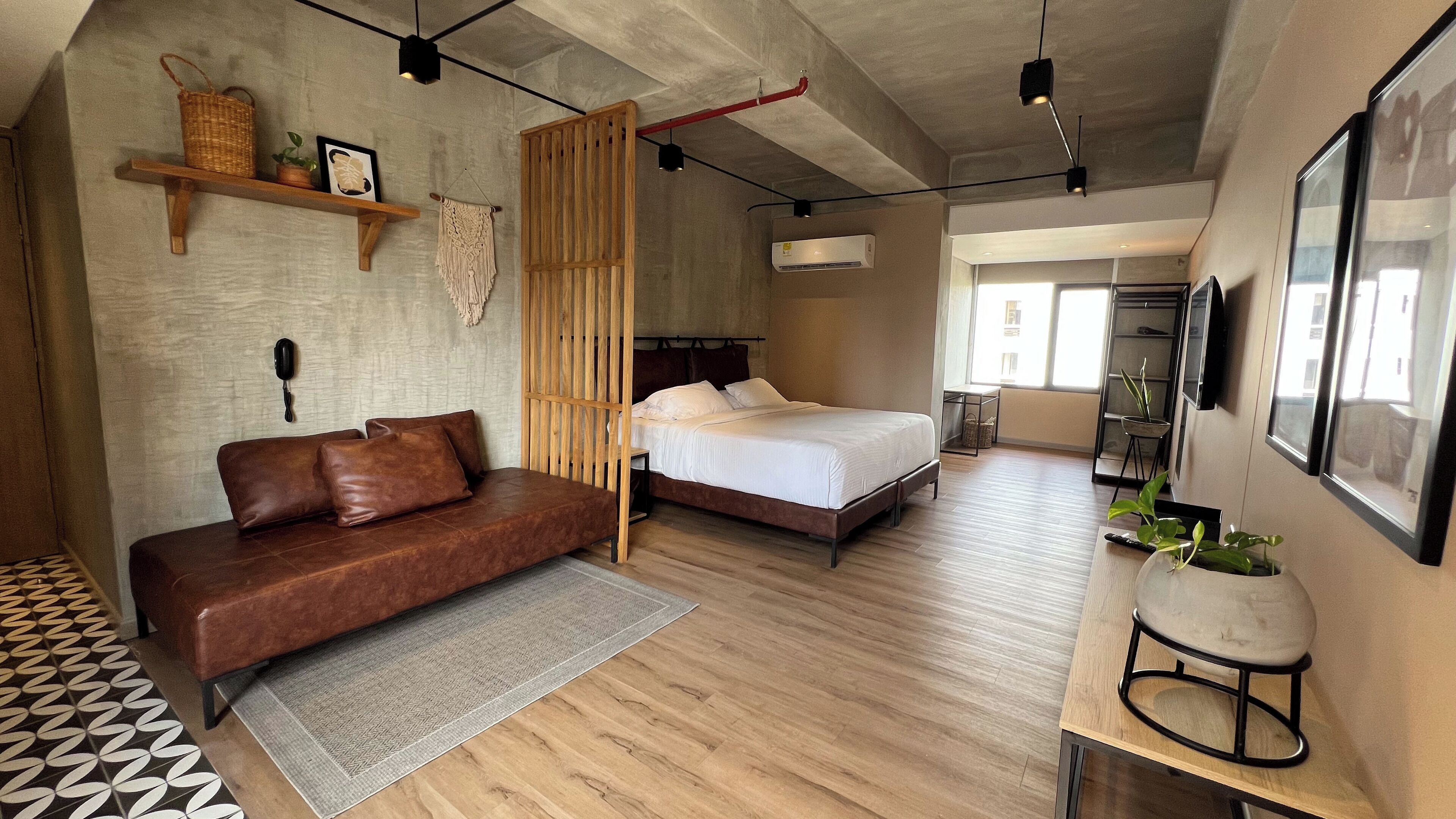 コンシェルジュ デスク