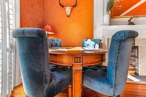 Dining - Perfect Getaway Walking Distance to Everything w/ Parking by Lucky Savannah (Savannah)