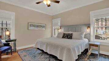 2 bedrooms, iron/ironing board, WiFi (free), bed sheets