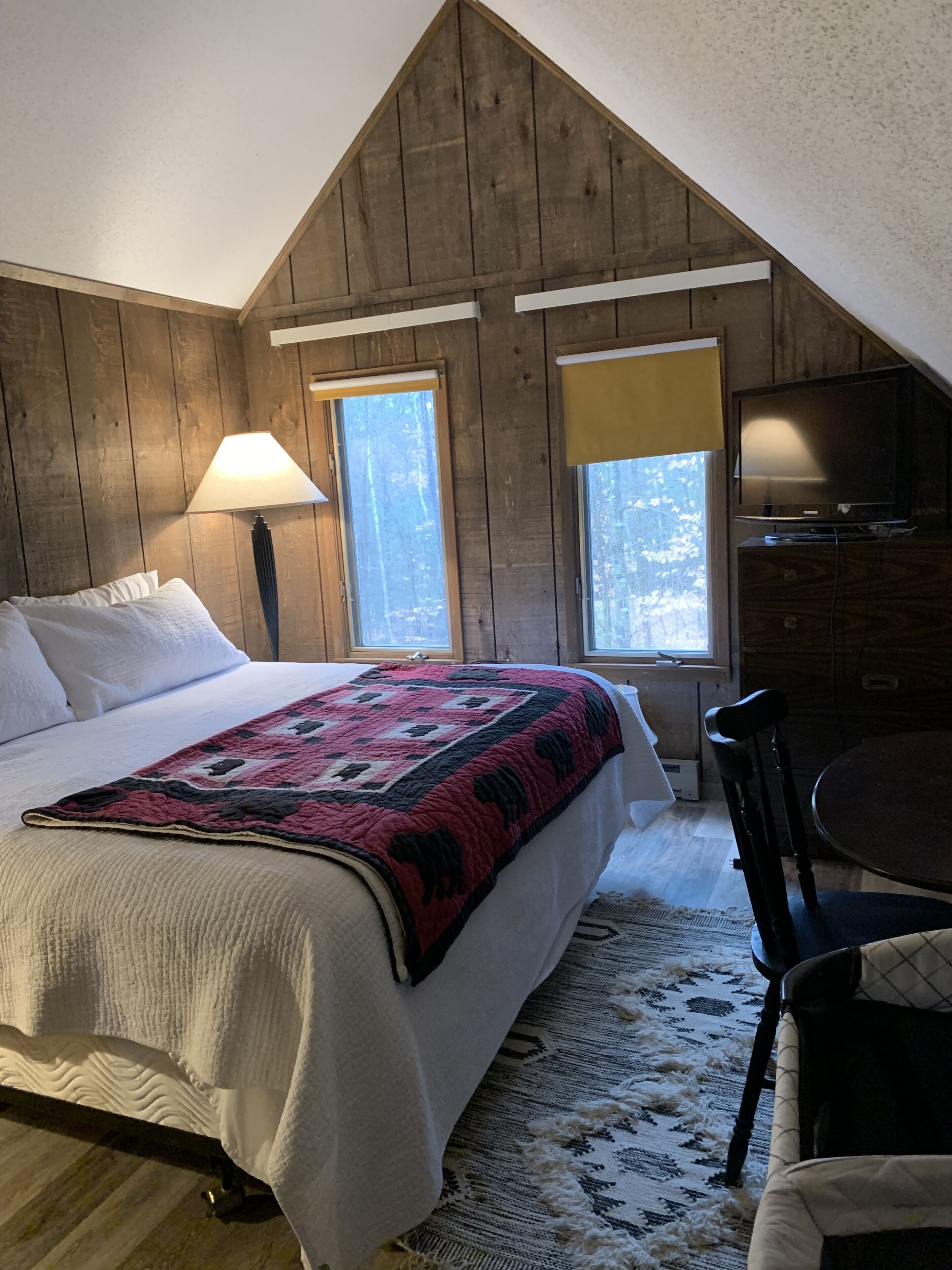 3 bedrooms, free WiFi, bed sheets