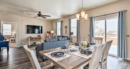 Dreamy Windsor Home with Grill ~ 3 Miles to Lake!