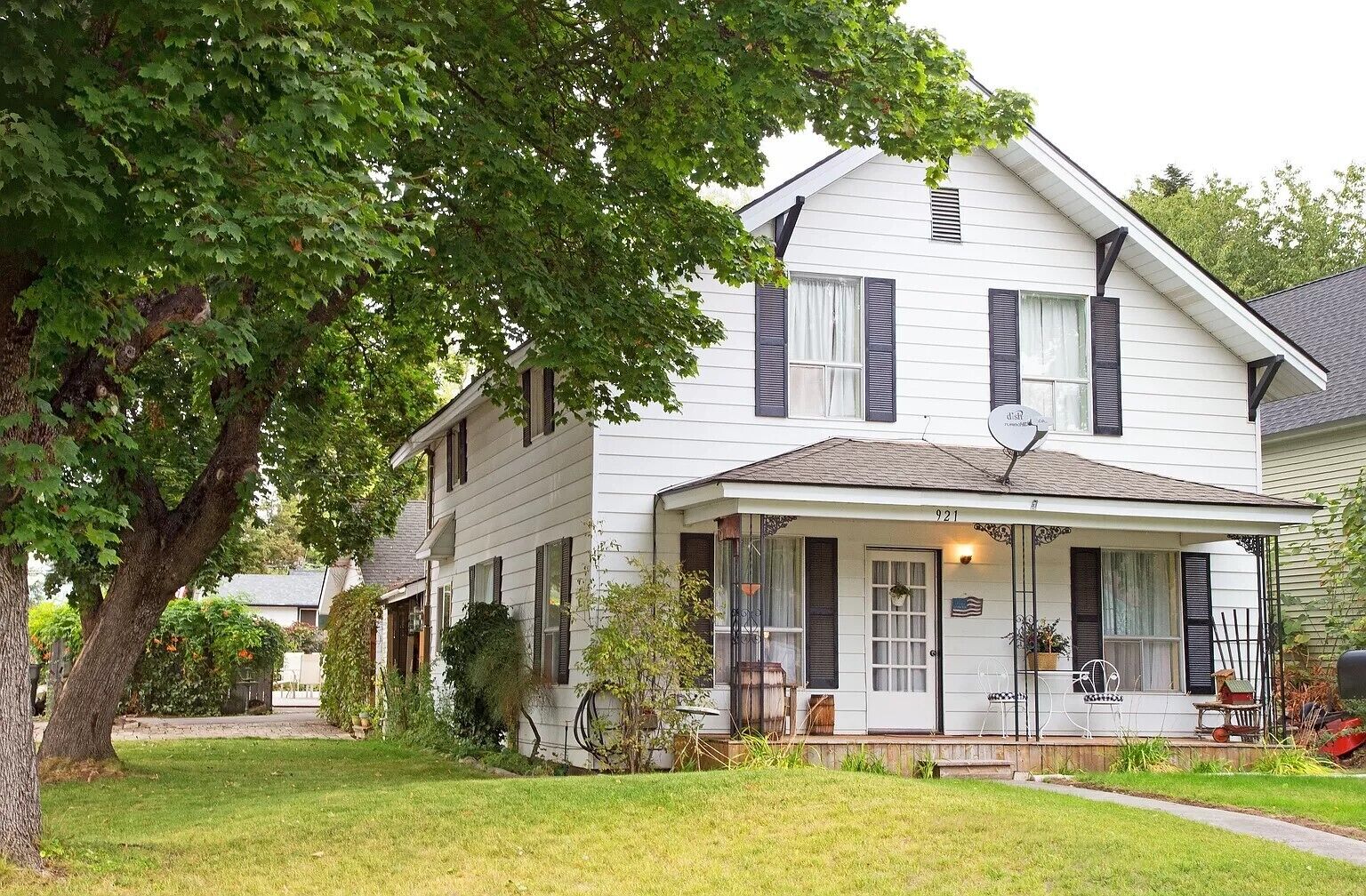 Pool, close to Downtown CDA & Attractions. Perfect home for a Family Vacation