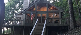 Luxury Mountain Escape Golf Hiking  Waterfalls  3BR Cabin w/ Hot Tub,