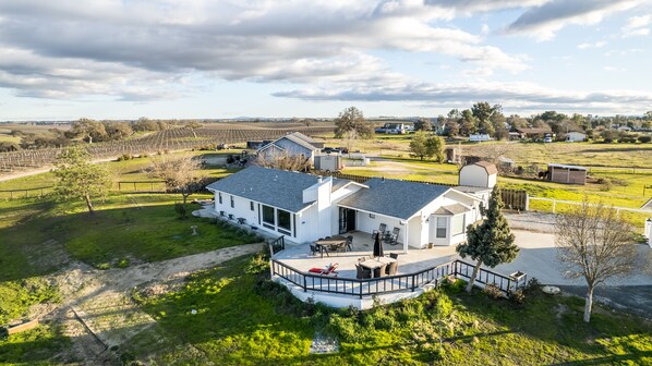 Exterior - Vino View Getaway Retreat (Paso Robles)