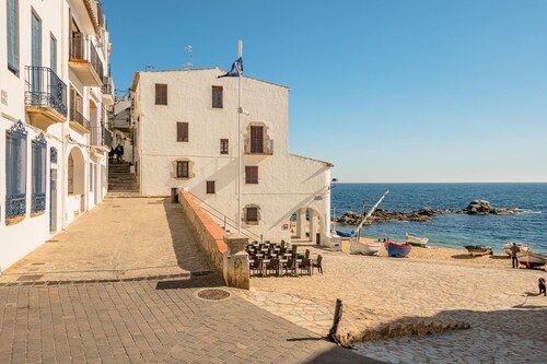 BN-3 Apartment center Calella, Port Bo beach