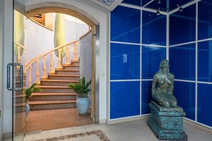 Imagen sin descripción, 4 de 38, botón