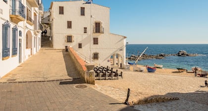 BN-3 CALELLA DE PALAFRUGELL 6 Pax
