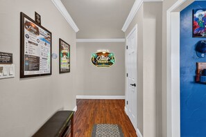 Interior - Oasis Pool, Outdoor Kitchen and Grill, Arcade Room, Movie Room, Sleep up to 13 (Fresno)