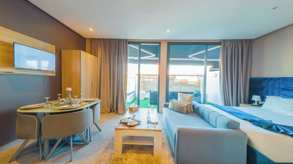 Deluxe Studio | Peralatan tempat tidur hipoalergenik, katil Select Comfort 