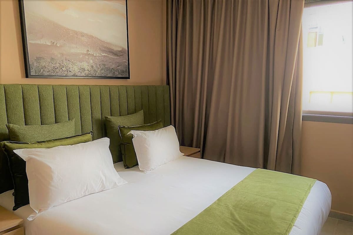 1 bedroom, Select Comfort beds, in-room safe, individually decorated