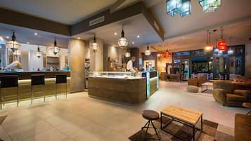 Cocktail bar