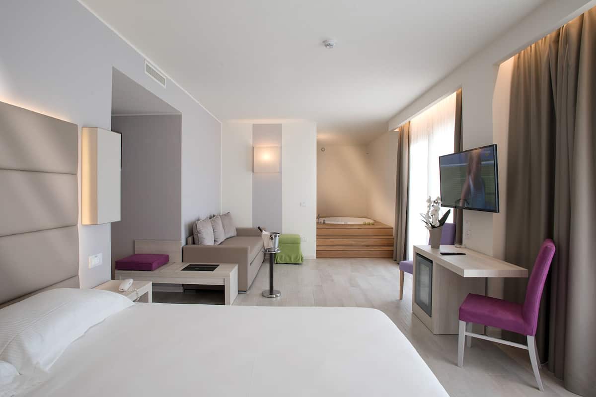 In-room safe, blackout curtains, soundproofing, iron/ironing board
