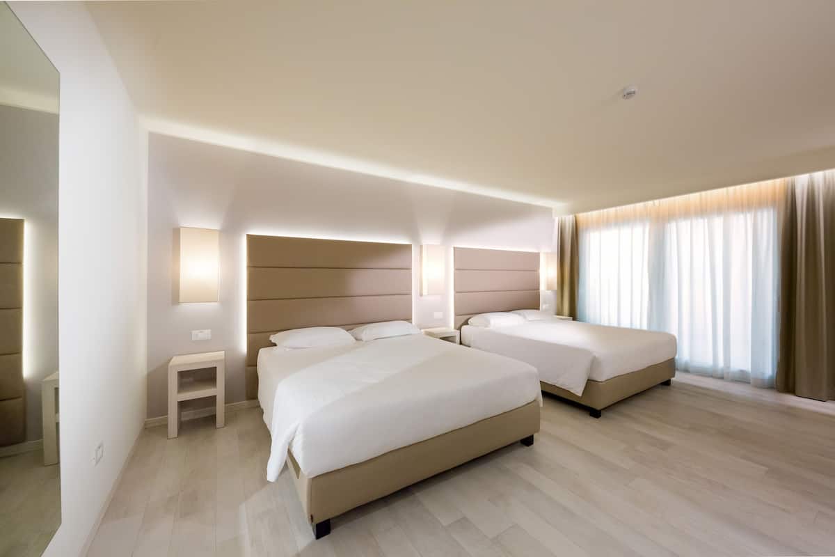 In-room safe, blackout curtains, soundproofing, iron/ironing board