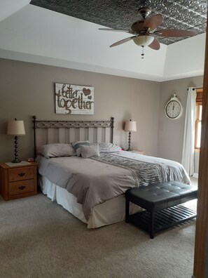 3 bedrooms, free WiFi, bed sheets