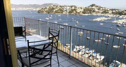 Apartment with Spectacular Bay View