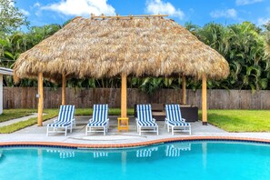 Outdoor pool, a heated pool - Pool Home W Beautiful Tiki Hut - 3 Bed 3 Bath. 1 mile from beach! (Boca Raton)