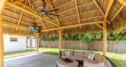 Pool Home W Beautiful Tiki Hut - 3 Bed 3 Bath. 1 mile from beach!