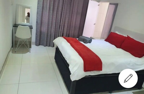 5 bedrooms, WiFi