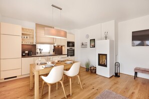 Fridge, microwave, oven, dishwasher