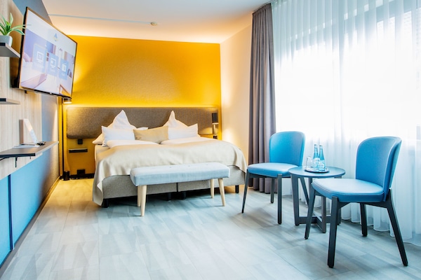 Superior Double Room | Premium bedding, individually decorated, individually furnished, desk