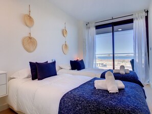 2 chambres, fer et planche Ă repasser, Wi-Fi gratuit, draps fournis