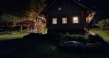 Beautiful wooden chalet for 8 persons