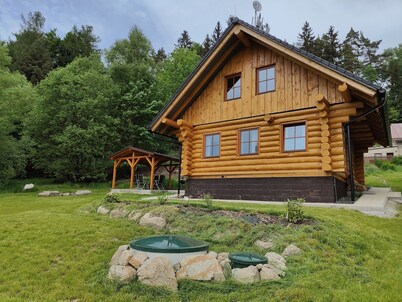 Beautiful wooden chalet for 8 persons
