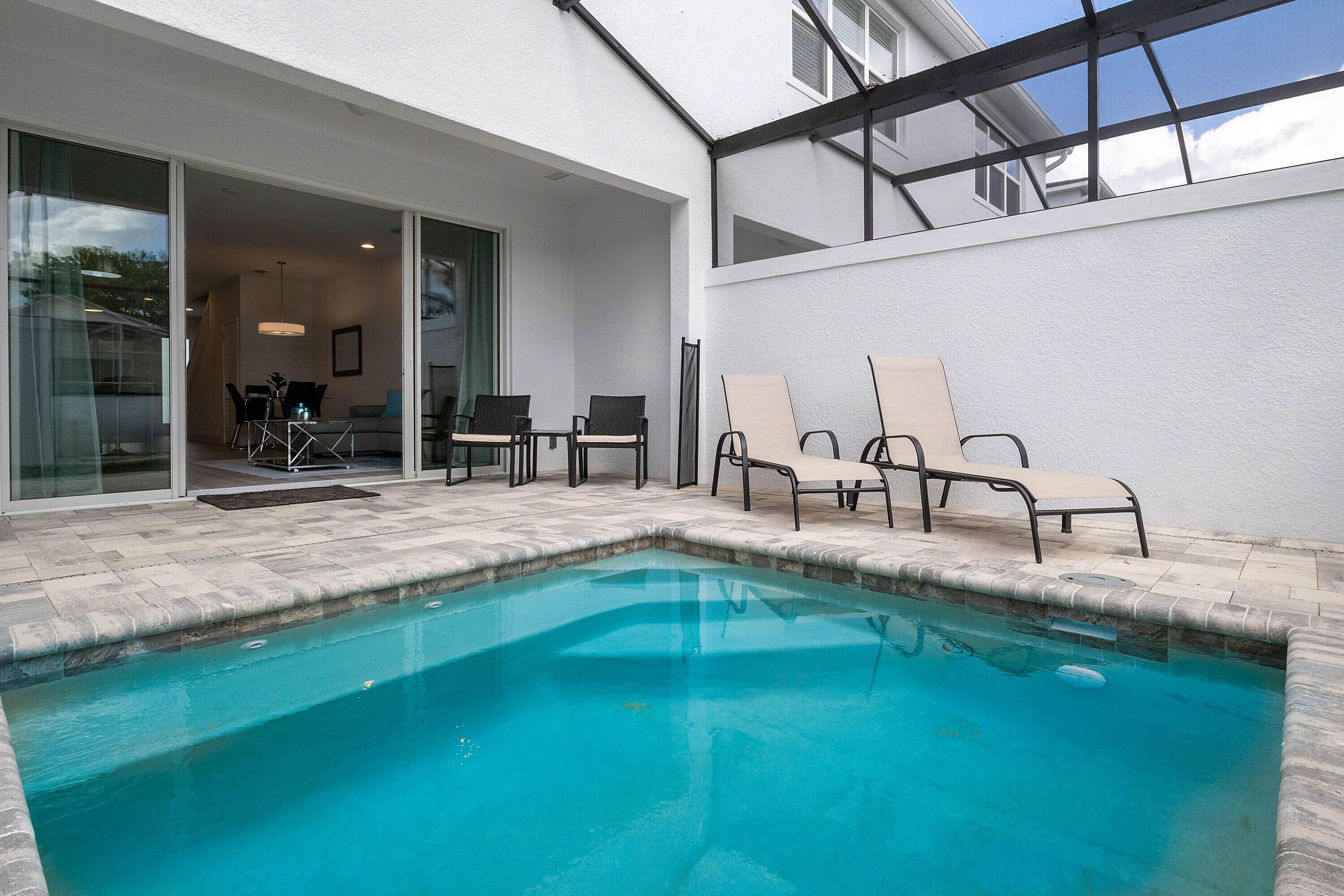 Brand New Pool Villa near Disney