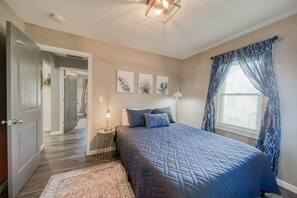 2 bedrooms, desk, iron/ironing board, travel cot