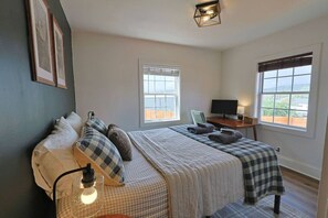 1 chambre, bureau, fer et planche à repasser, Wi-Fi