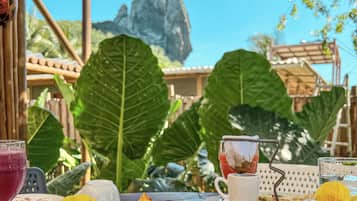 Desayuno a la carta incluido todos los días