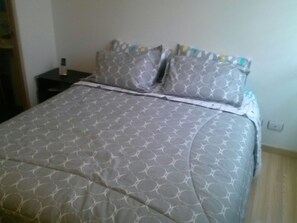 3 bedrooms, iron/ironing board, free WiFi, wheelchair access
