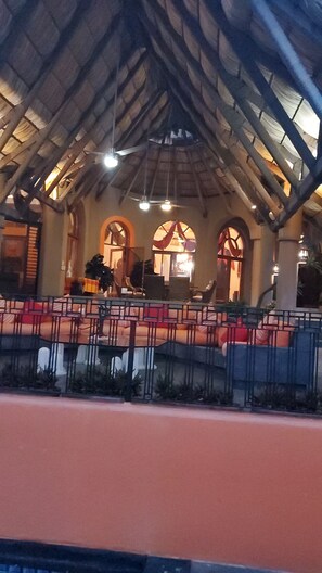 Bar (en la propiedad)