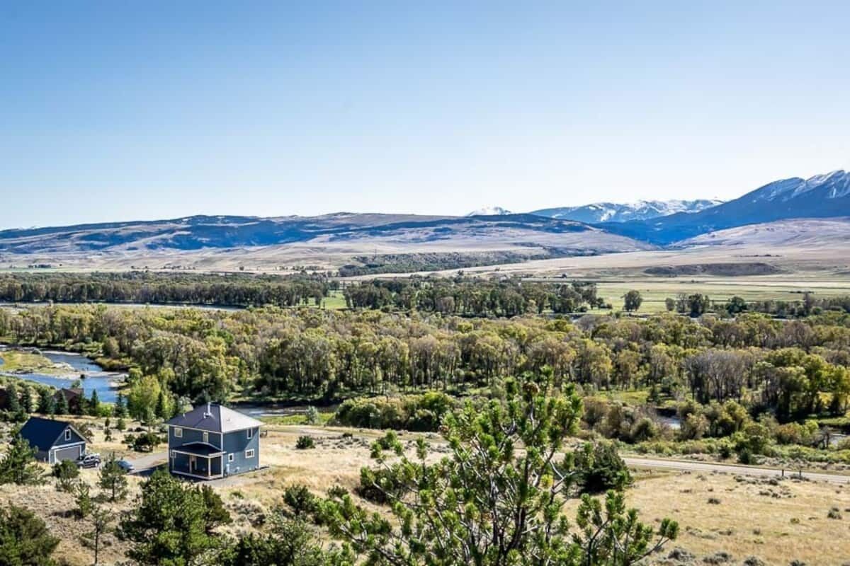 Nordic Farmhouse on the Yellowstone
