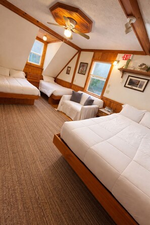 7 bedrooms, iron/ironing board, free WiFi, bed sheets