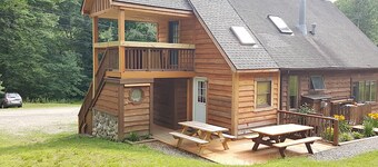 Beautiful & rustic 4 bdr Chalet made for memories!