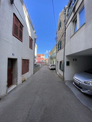 Property grounds - EDEN /J.Vern/Lighthause-Romantische Terrace (Vodice)