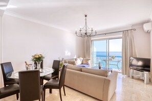 Smart TV - Horizon Blue Lux Apartment (Nice)