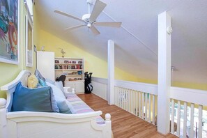 Interior - Charming Beach Cottage. Walk to Beach, on Bike Path, Screened Porch, Heated Pool (Sanibel)