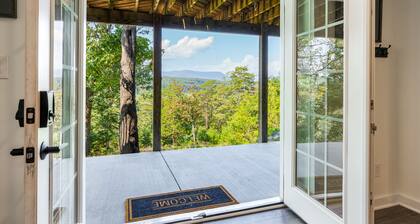 Riverfront Oasis with Mountain Views, close to town