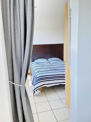 1 Schlafzimmer, Bügeleisen/Bügelbrett, kostenloses WLAN, Bettwäsche