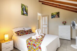 3 bedrooms, iron/ironing board, travel crib, free WiFi